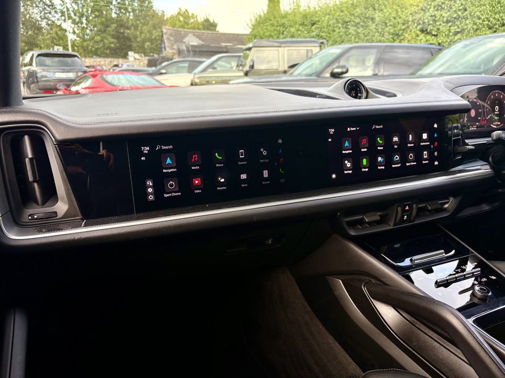 2023 Porsche Cayenne