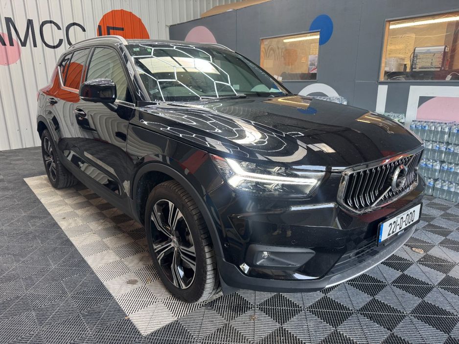 2022 Volvo XC40