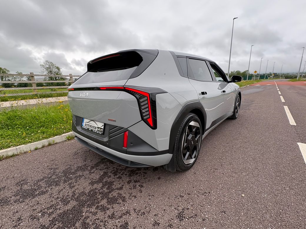2025 Kia EV4