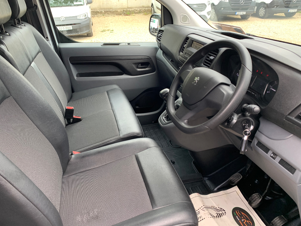 2022 Peugeot Expert
