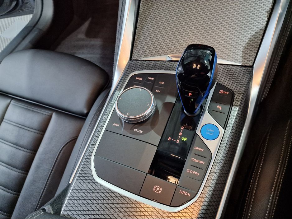 2022 BMW i4