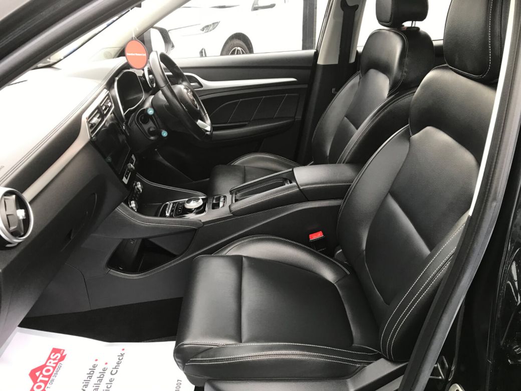2021 MG ZS