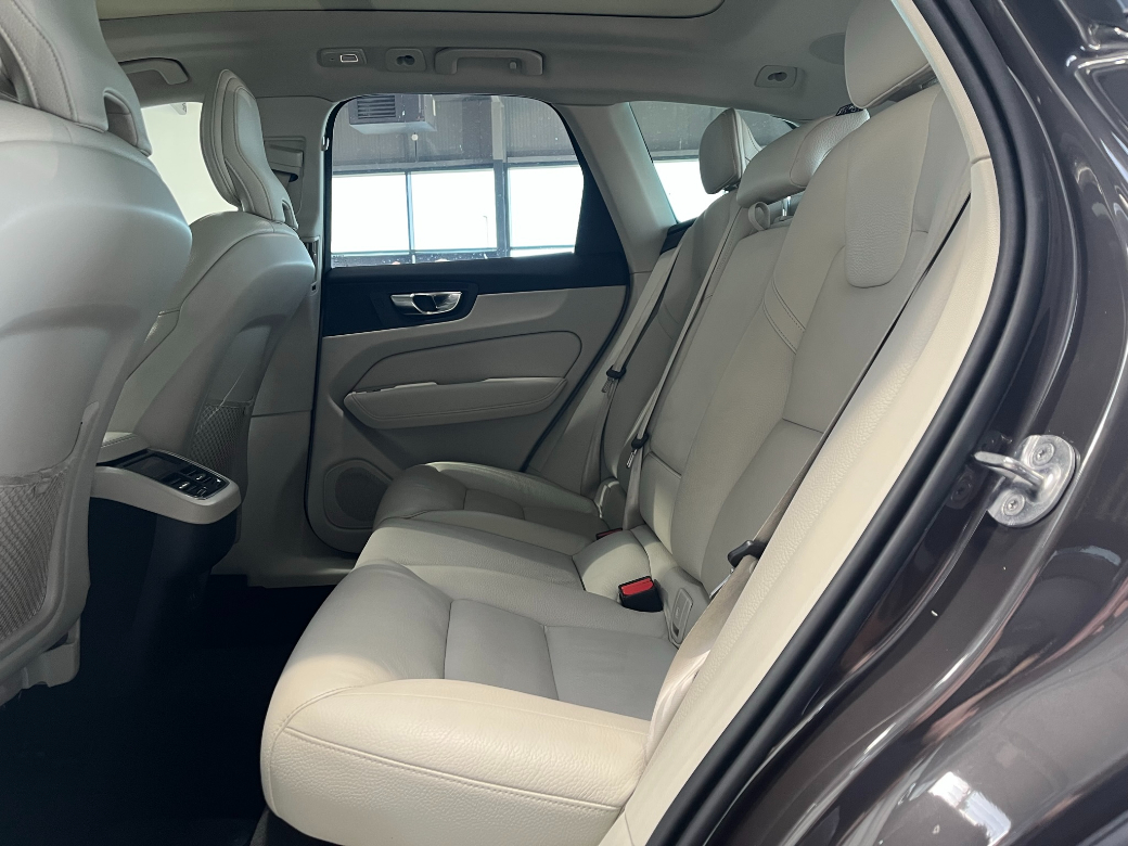 2022 Volvo XC60