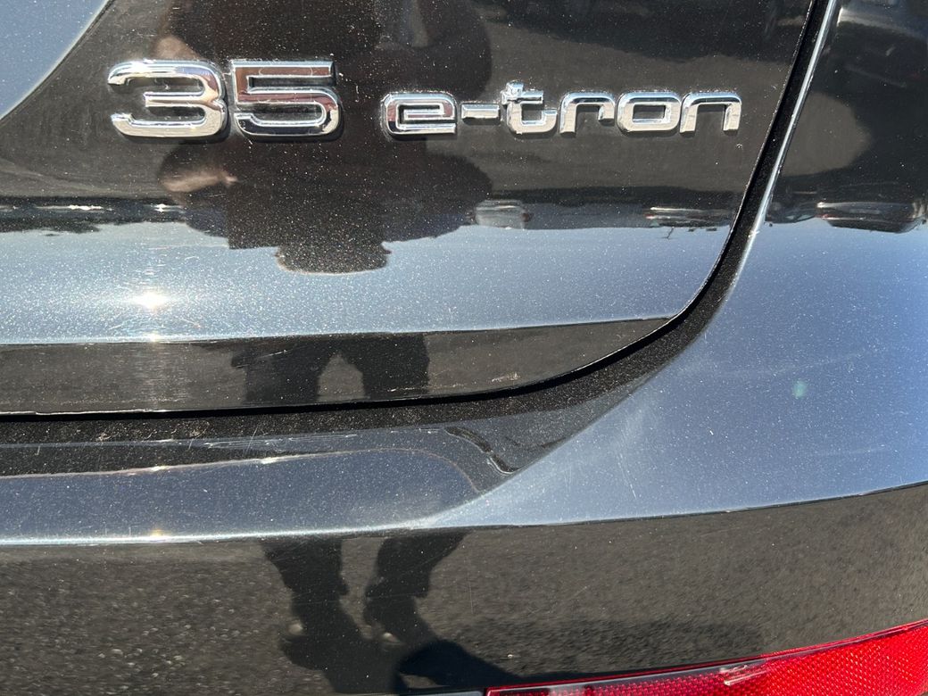 2023 Audi Q4