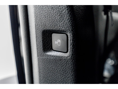 2025 Peugeot Traveller