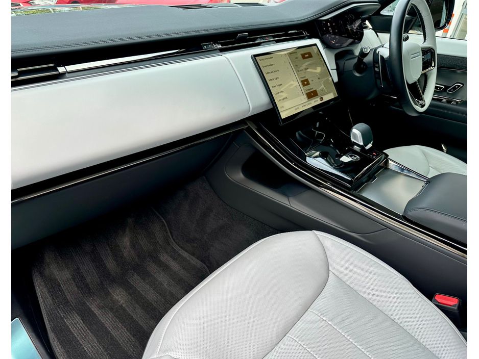 2024 Land Rover Range Rover Sport