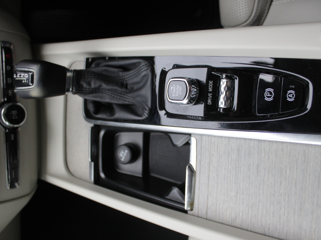2020 Volvo XC60