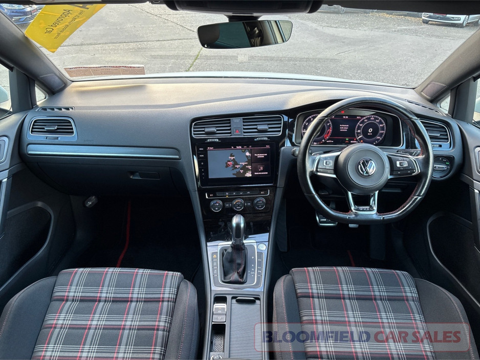 2017 Volkswagen Golf