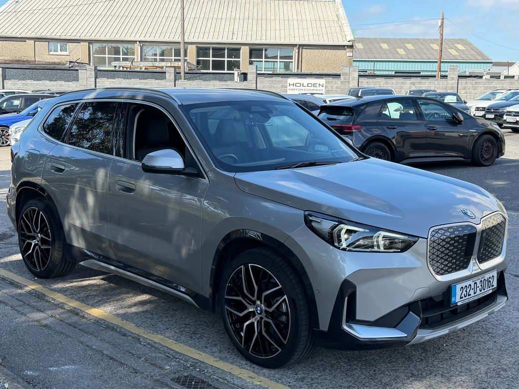 2023 BMW iX1
