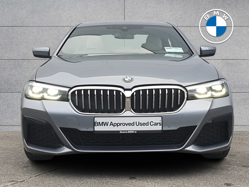 2022 BMW 5 Series