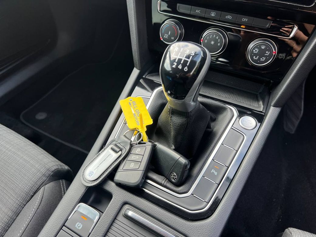 2022 Volkswagen Passat