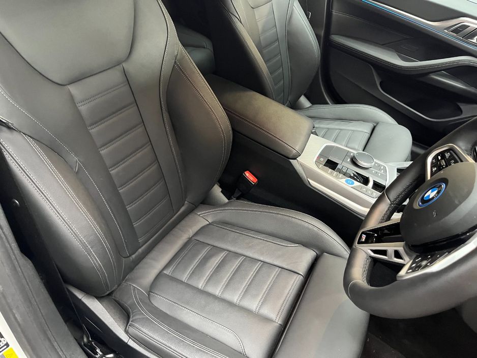 2025 BMW i4