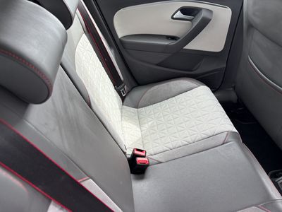 2016 Volkswagen Polo