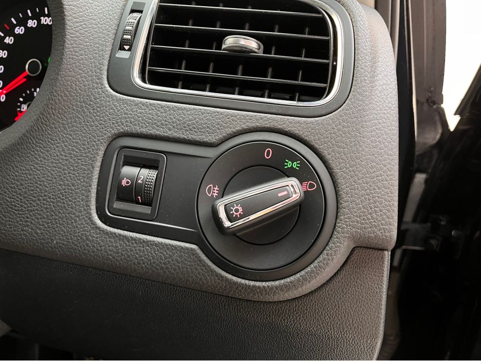 2014 Volkswagen Polo