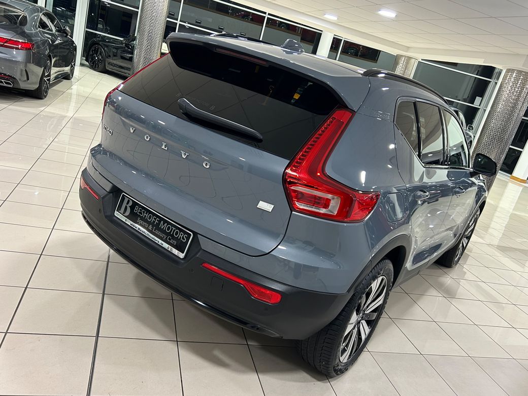 2023 Volvo XC40