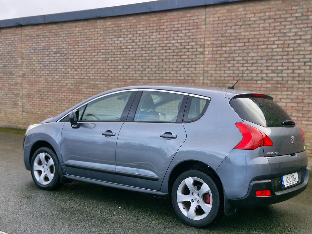 2012 Peugeot 3008