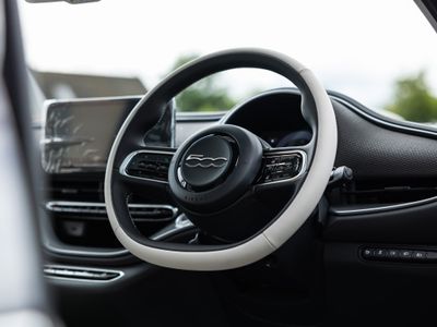 2025 Fiat 500e