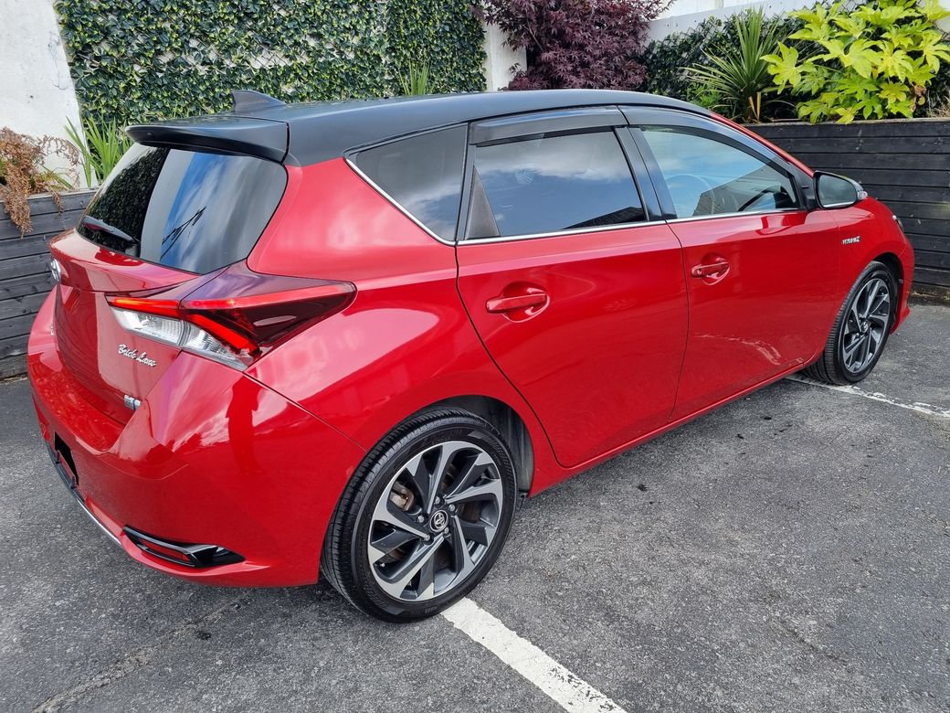 2016 Toyota Auris