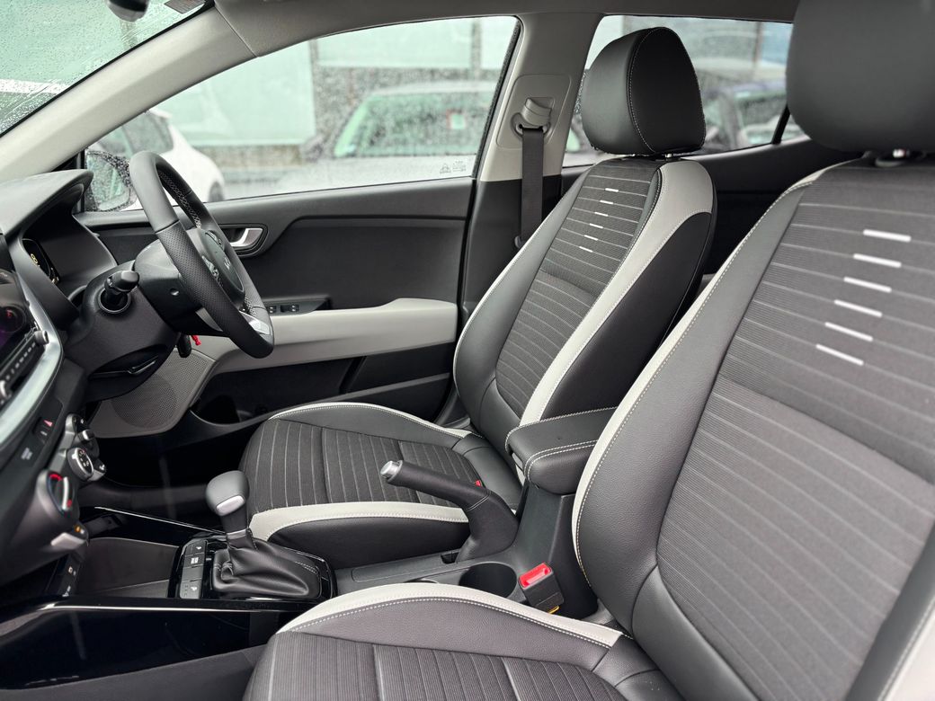 2025 Kia Stonic