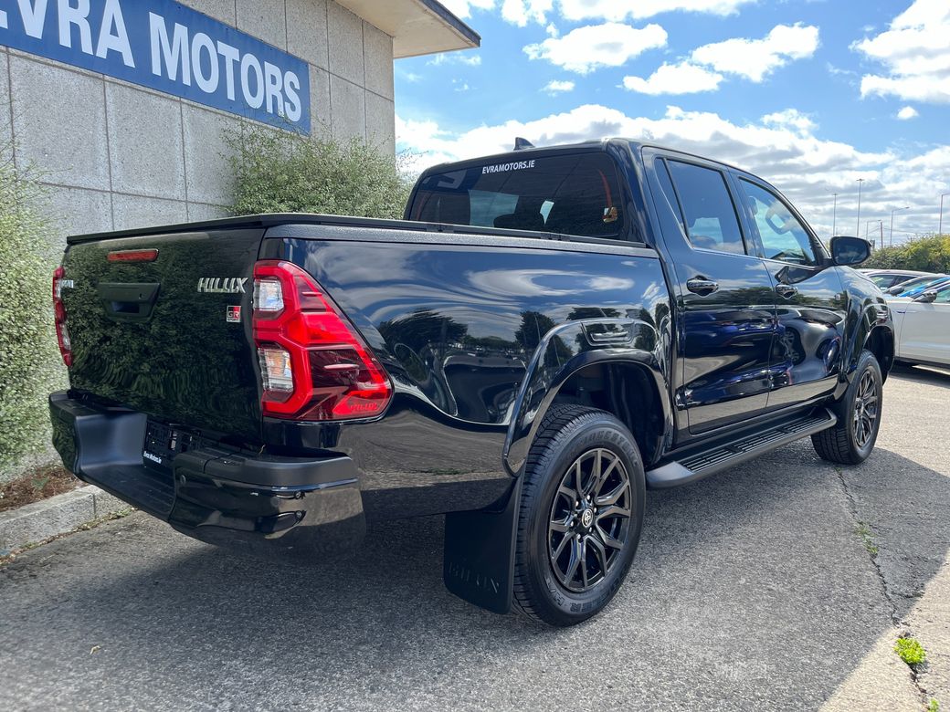 2024 Toyota Hilux