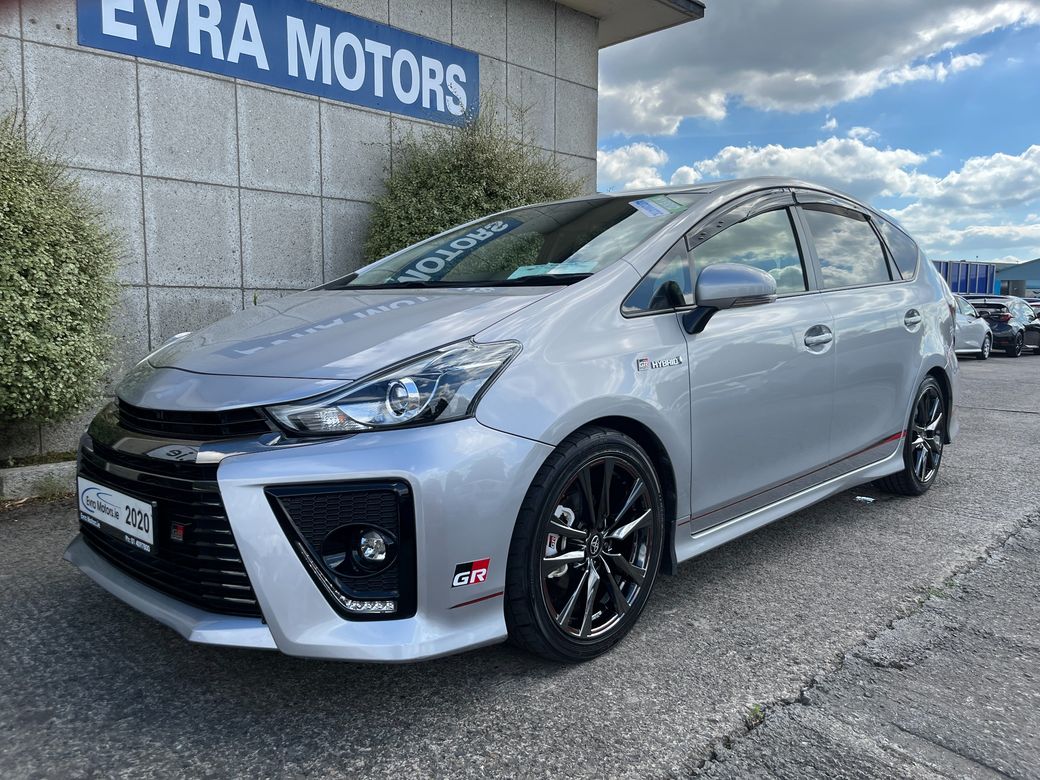 2020 Toyota Prius Alpha