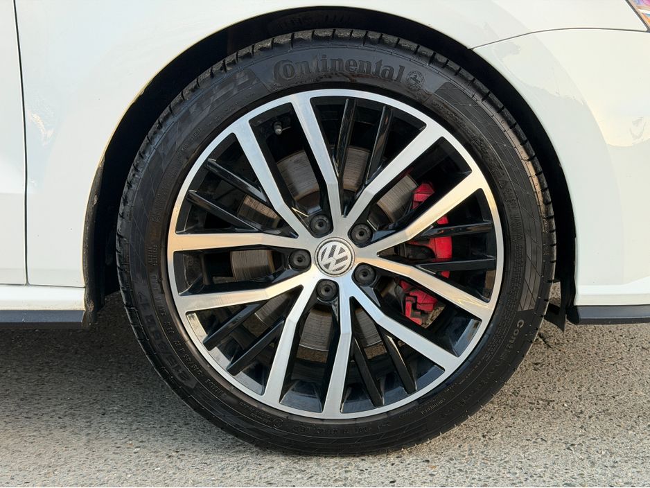 2015 Volkswagen Polo