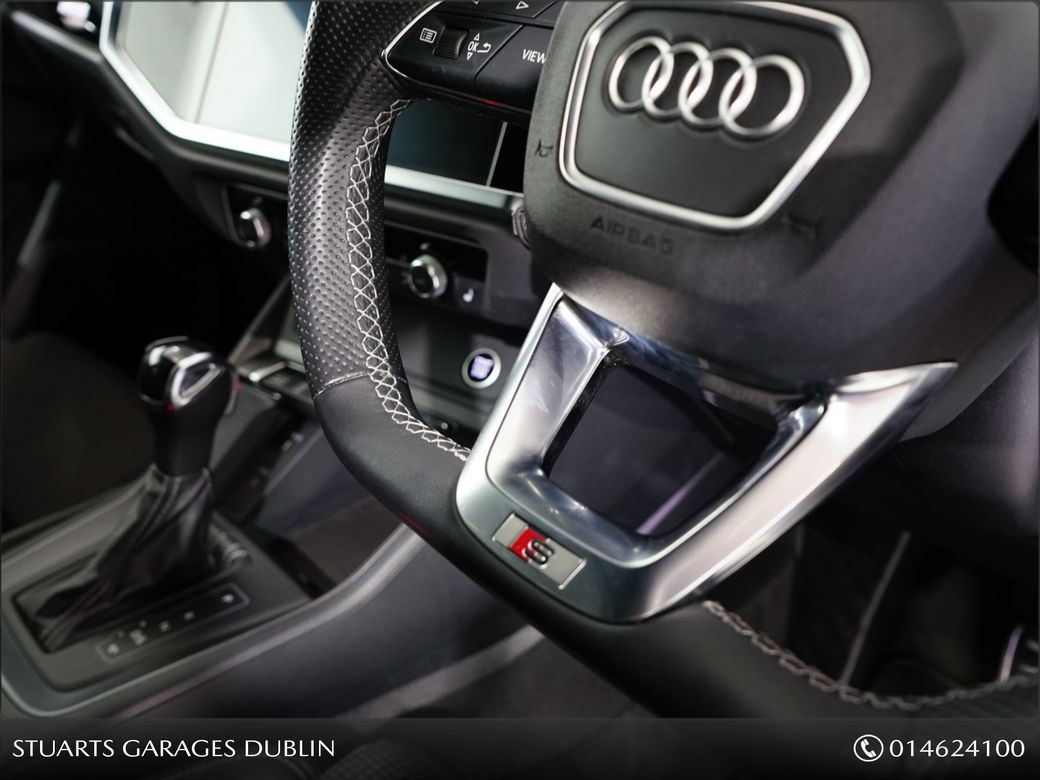 2022 Audi Q3