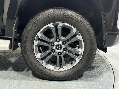 2020 Mitsubishi L200