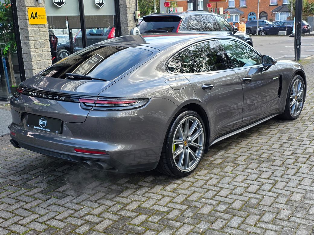 2018 Porsche Panamera