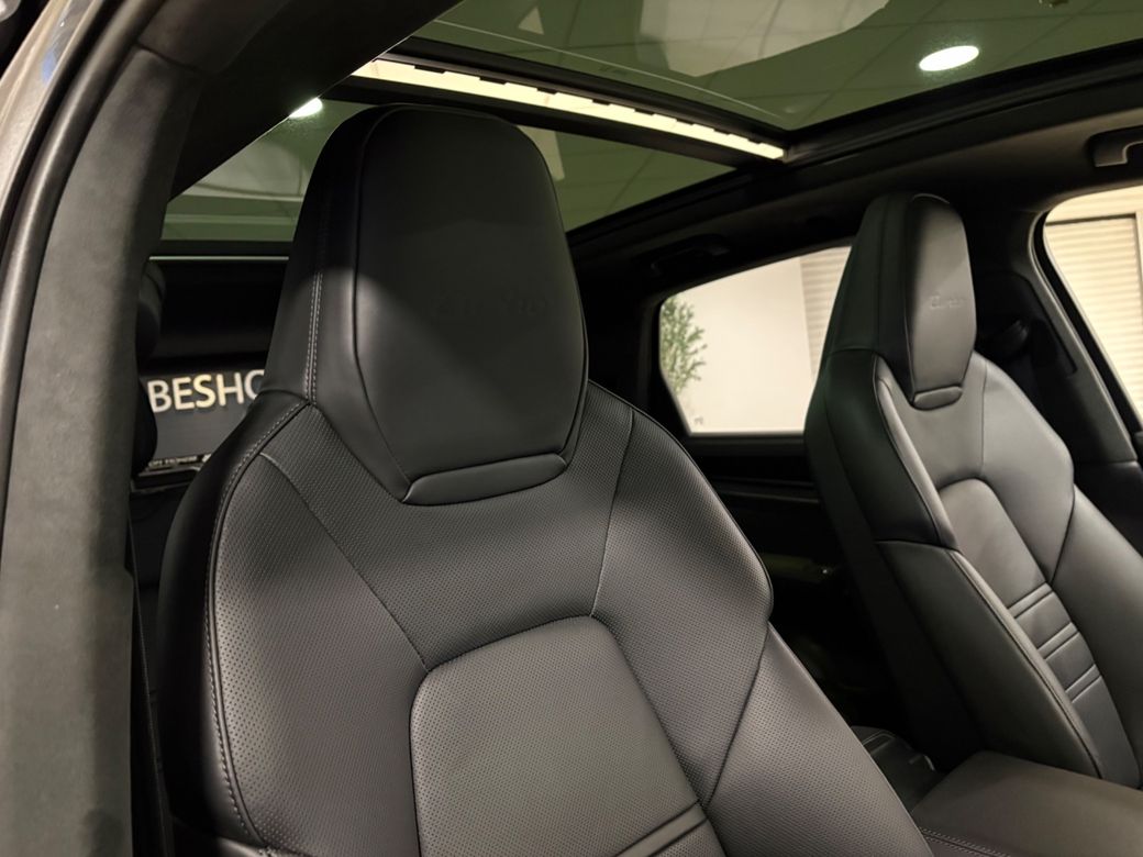 2024 Porsche Cayenne