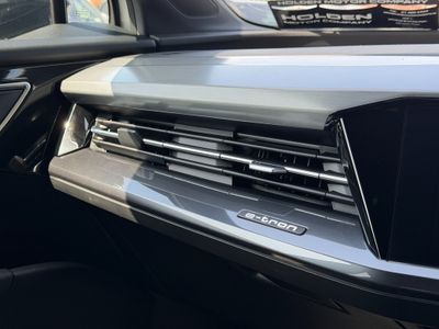 2022 Audi Q4