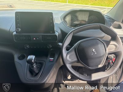 2024 Peugeot Partner