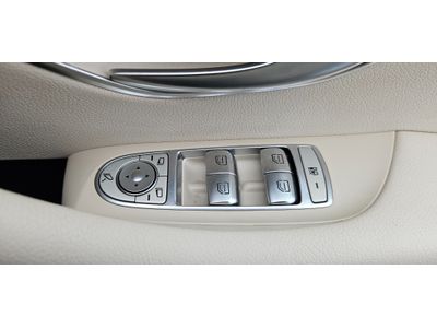 2019 Mercedes-Benz E 220