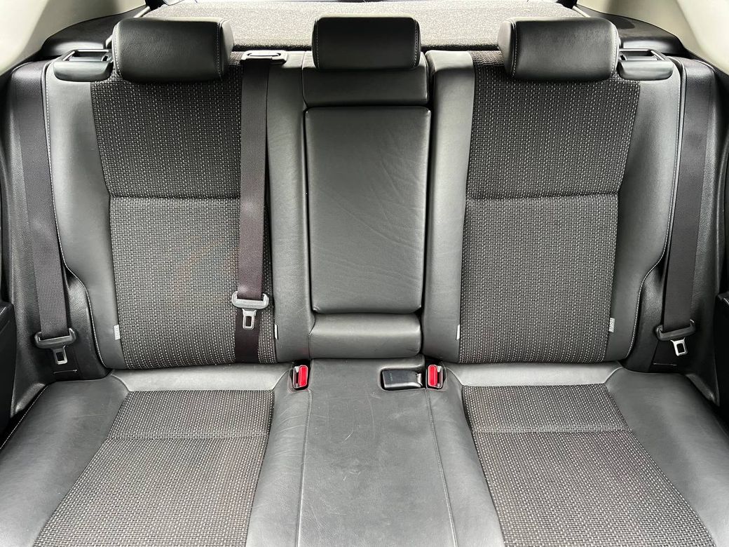 2017 Toyota Auris