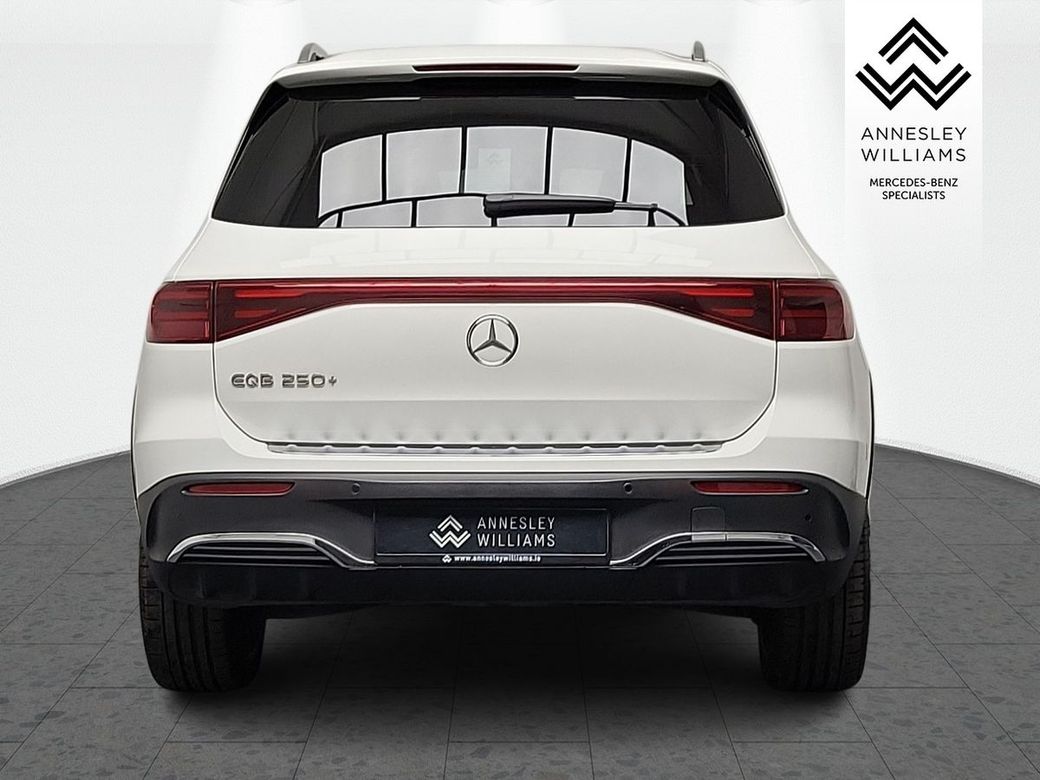 2025 Mercedes-Benz EQB