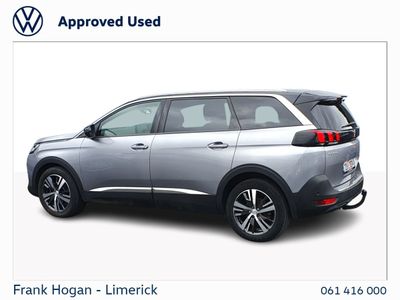 2023 Peugeot 5008