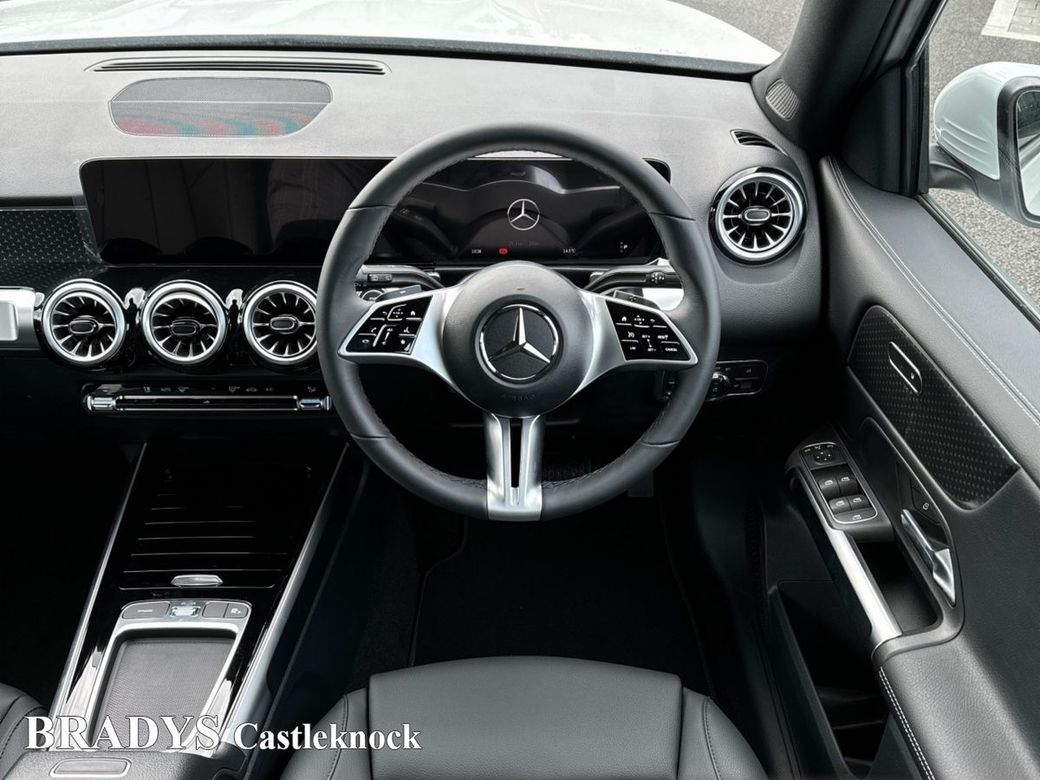 2025 Mercedes-Benz GLB Class