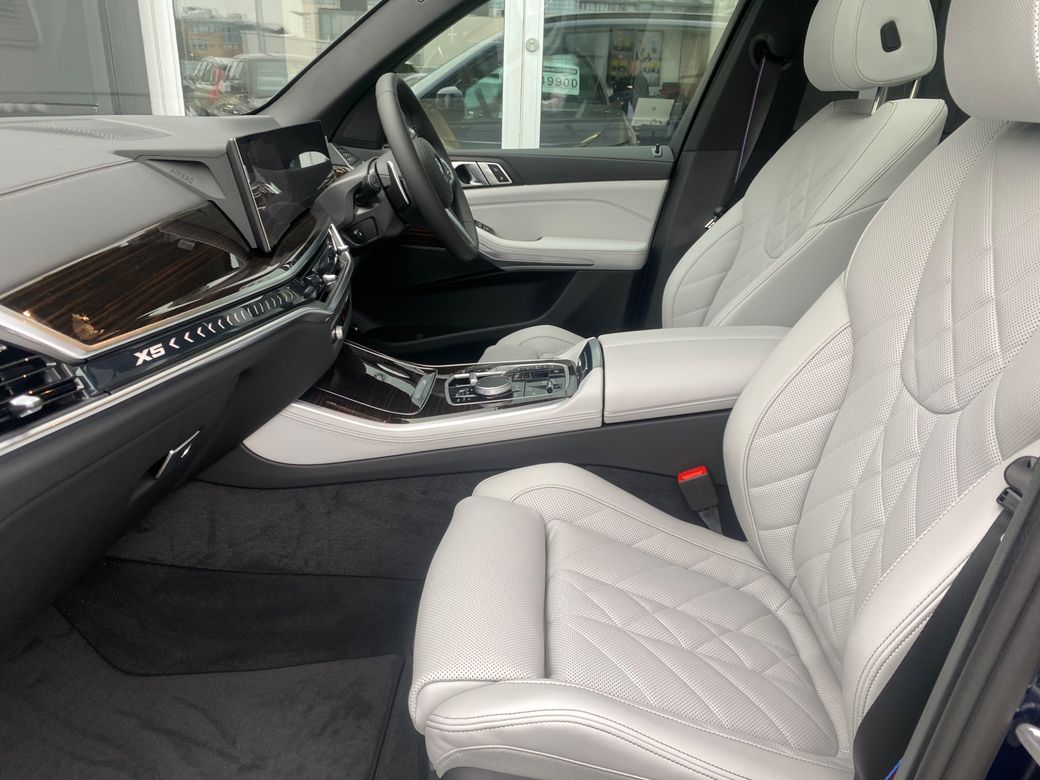 2025 BMW X5
