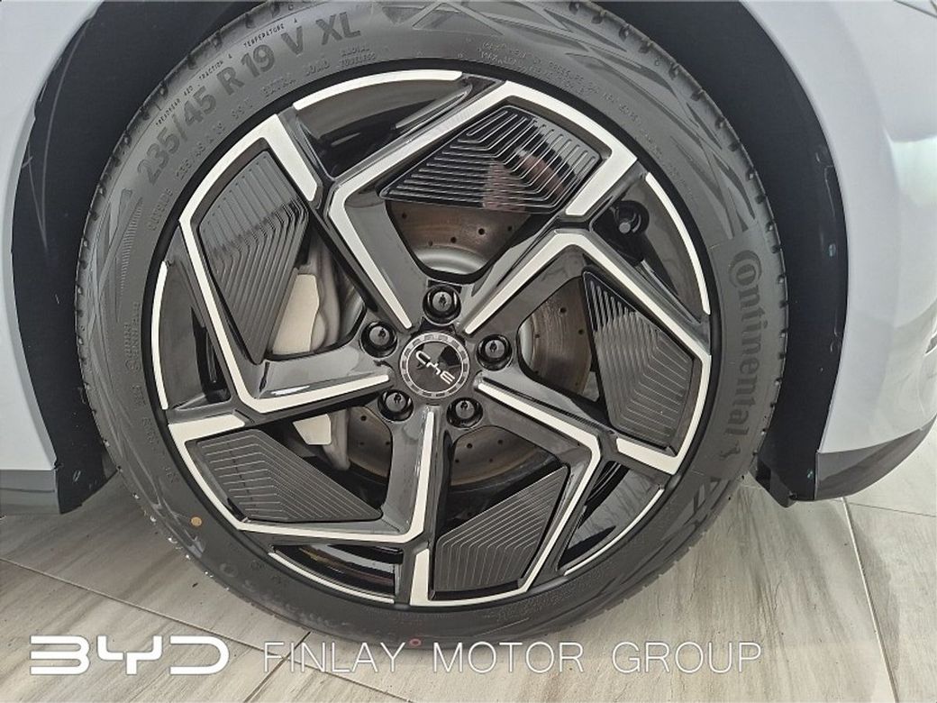 2027 BYD Seal