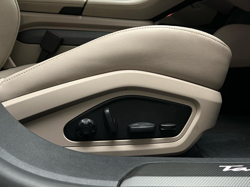 2023 Porsche Taycan