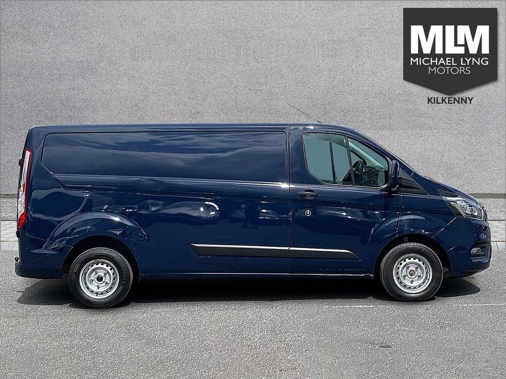 2022 Ford Transit Custom