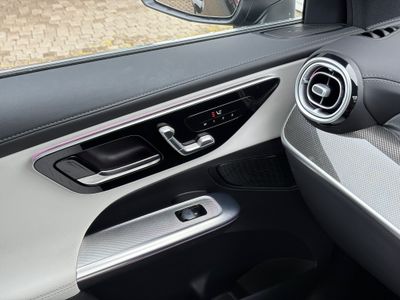 2025 Mercedes-Benz GLC Class
