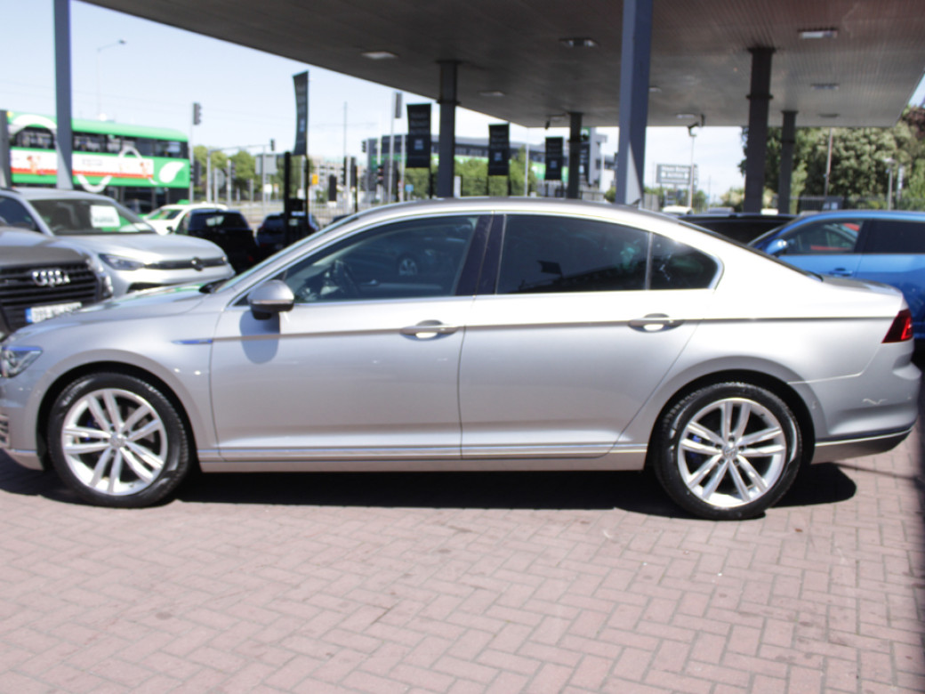 2016 Volkswagen Passat