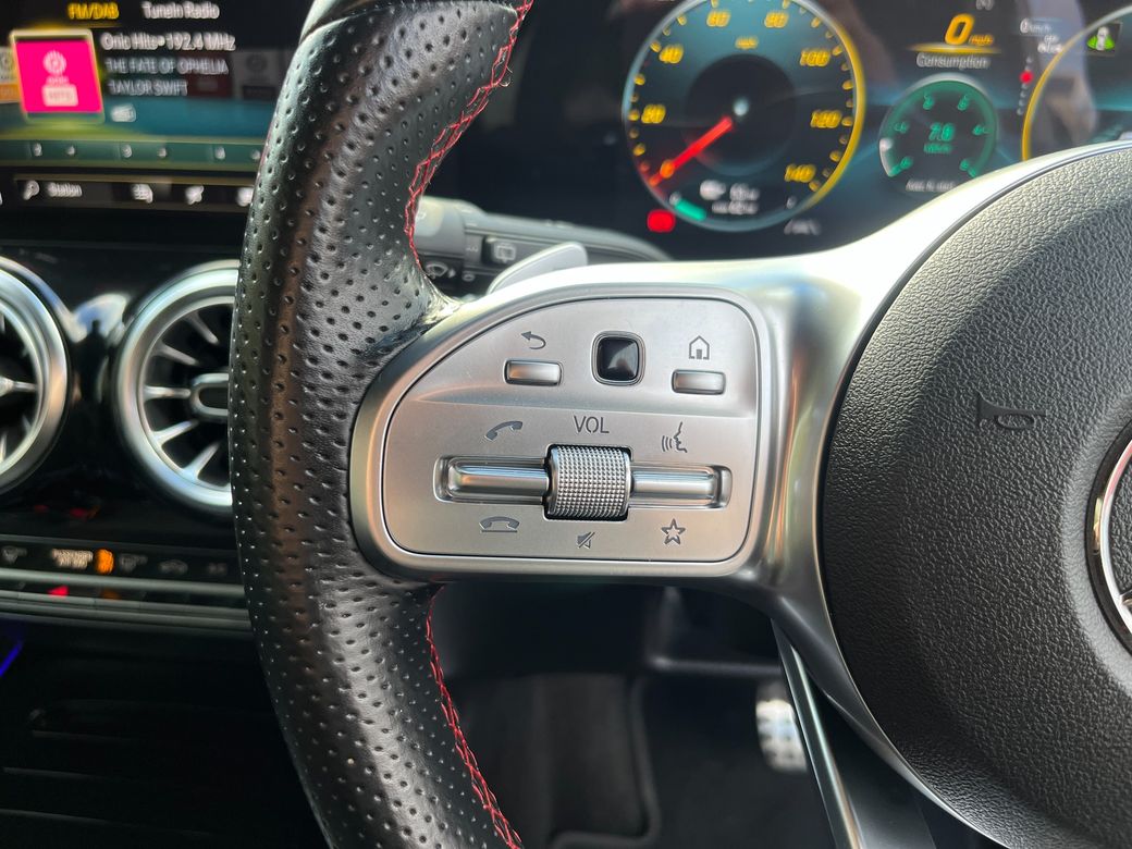 2023 Mercedes-Benz EQB