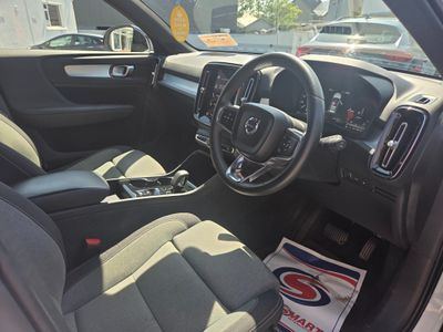 2023 Volvo XC40