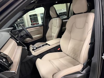 2025 Volvo XC90