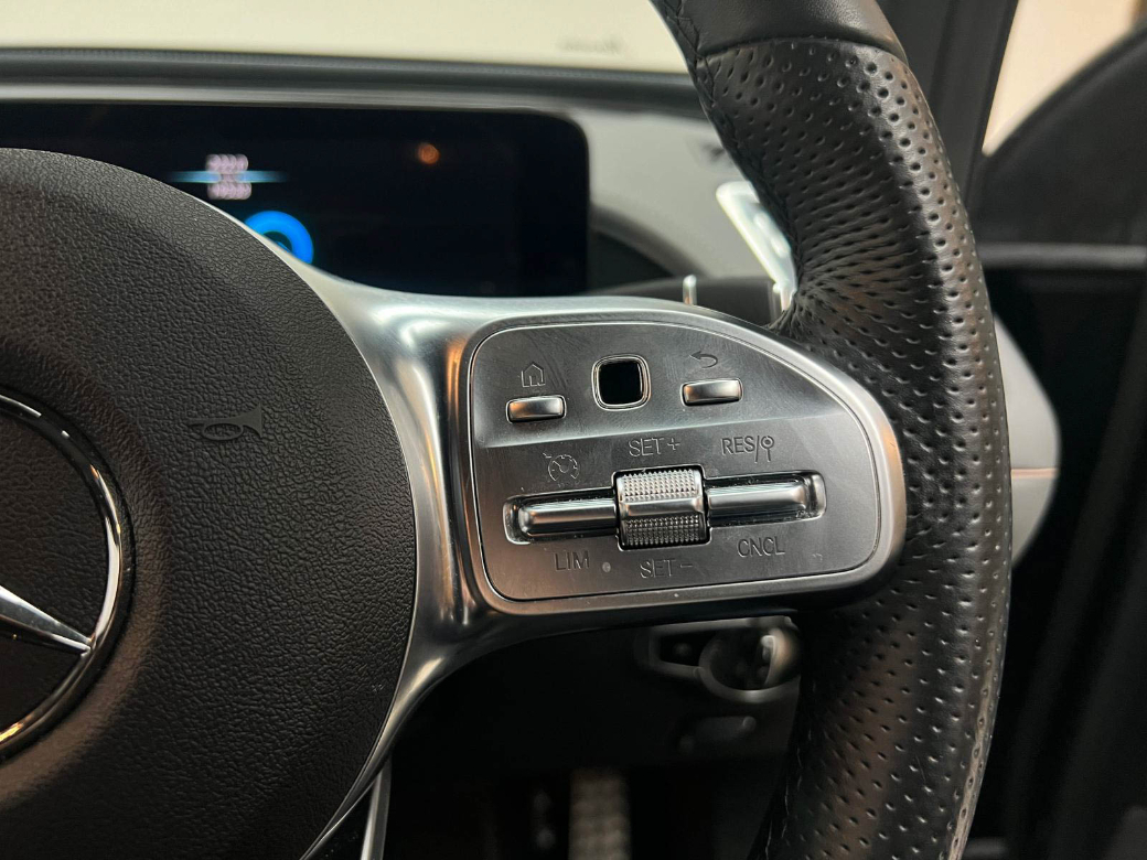 2023 Mercedes-Benz EQC