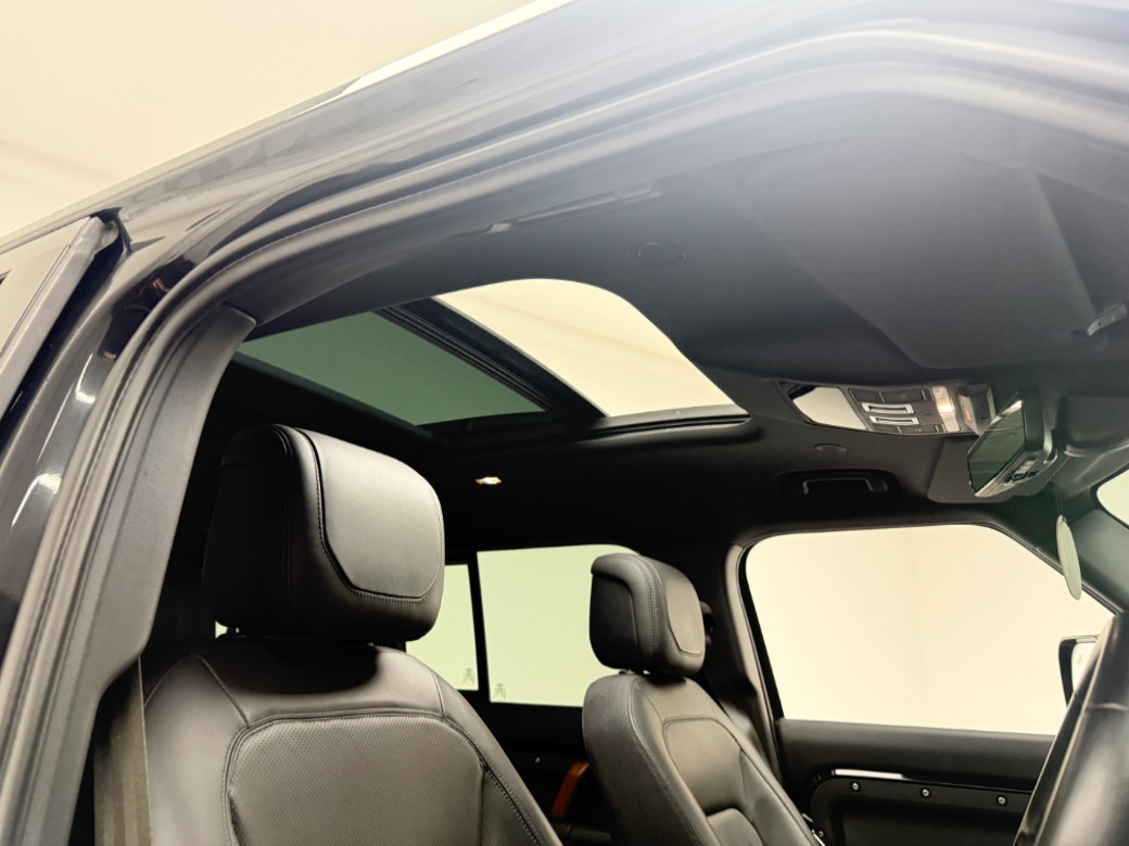 2023 Land Rover Defender