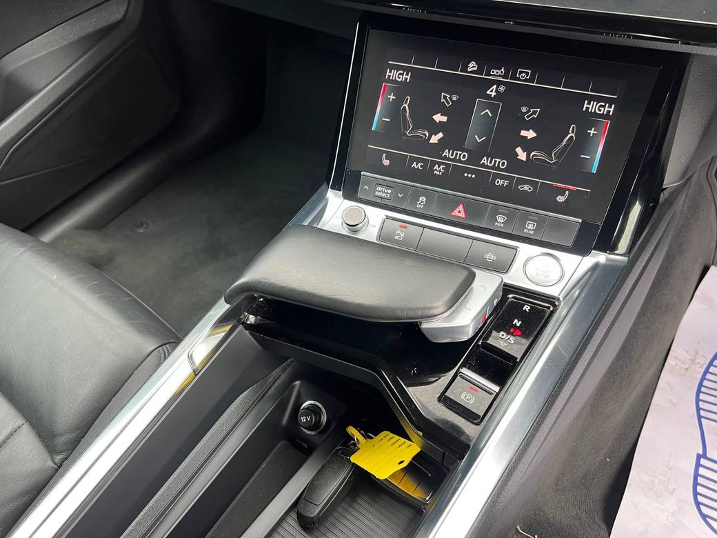 2020 Audi e-tron