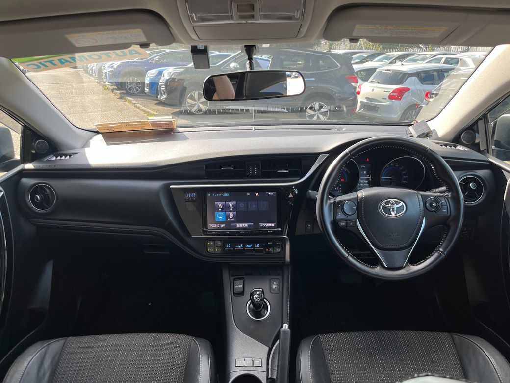 2016 Toyota Auris